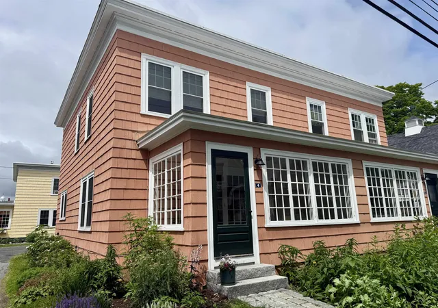 Homes for sale in Lebanon, NH | 4 Elm St, Lebanon, NH 03766 | MLS# 5096428