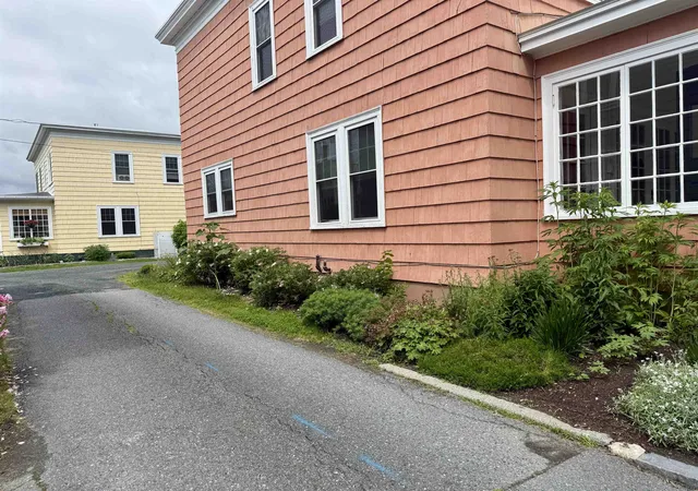 Homes for sale in Lebanon, NH | 4 Elm St, Lebanon, NH 03766 | MLS# 5096428