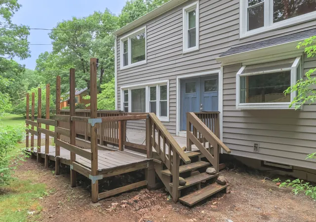 Photo 4 of Single family home for sale at 20 Redfield Cir, Derry, NH 03038 | MLS# 5096433 | Listing updated on 2026-06-29