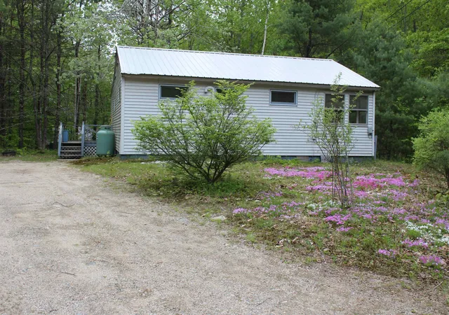 Photo 3 of Single family home for sale at 86 Concord Ln, East Wakefield, NH 03830 | MLS# 5096434 | Listing updated on 2026-07-28