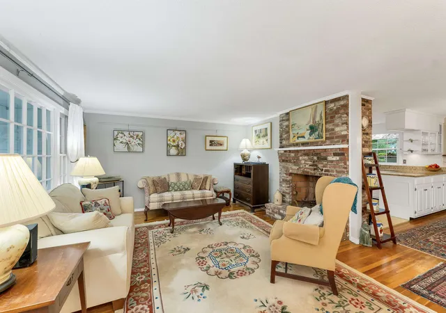 Homes for sale in North Hampton, NH | 2 Glendale Rd, North Hampton, NH 03862 | MLS# 5096459