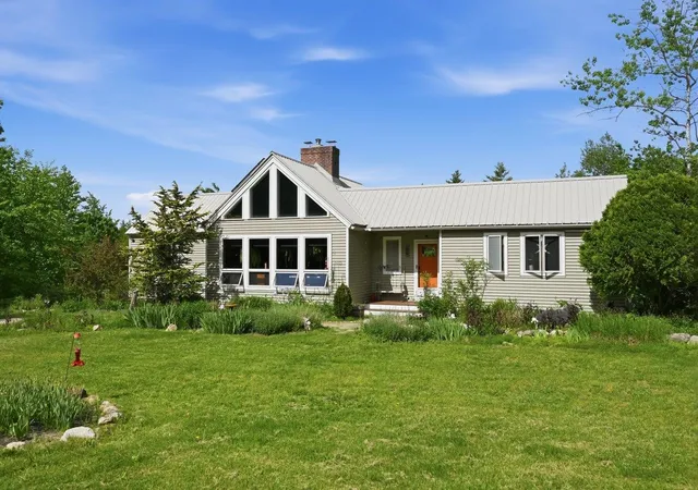 Homes for sale in Nottingham, NH | 98r Old Turnpike Rd, Nottingham, NH 03290 | MLS# 5096464