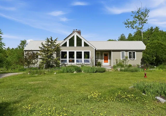 Homes for sale in Nottingham, NH | 98r Old Turnpike Rd, Nottingham, NH 03290 | MLS# 5096464