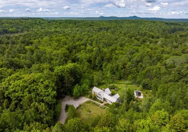 Homes for sale in Nottingham, NH | 98R Old Turnpike Rd, Nottingham, NH 03290 | MLS# 5096464