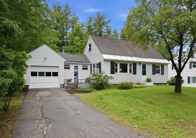 Homes for sale in Concord, NH | 5 Dover St, Concord, NH 03301 | MLS# 5096480