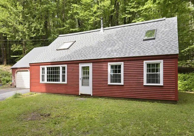 Homes for sale in Lebanon, NH | 21 Foliage View Rd, Lebanon, NH 03766 | MLS# 5096492