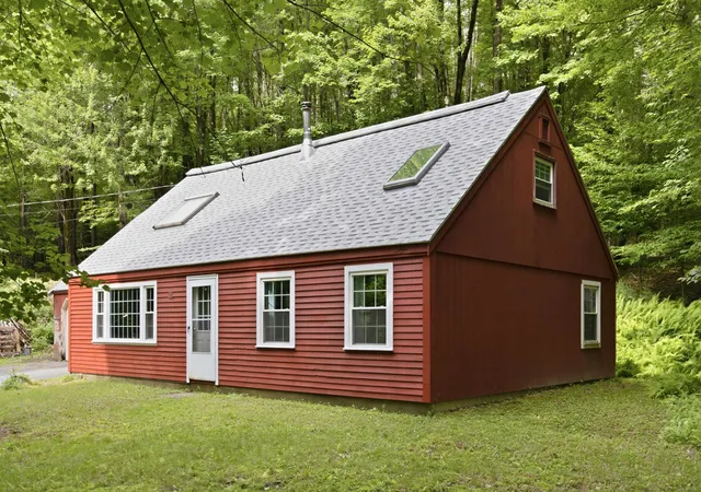 Homes for sale in Lebanon, NH | 21 Foliage View Rd, Lebanon, NH 03766 | MLS# 5096492