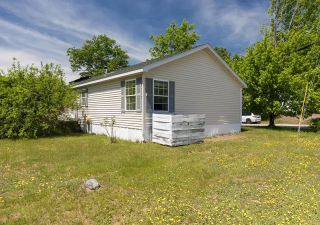 Homes for sale in Farmington, NH | 174 Spruce Dr, Farmington, NH 03835 | MLS# 5096493