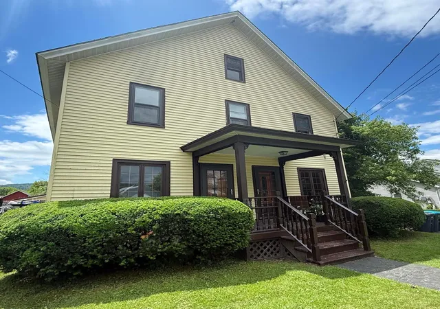 1st image of 59 61 Church St #2, Richmond, VT 05477 | MLS# 5096512