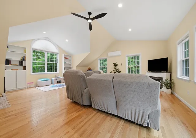 3rd image of 116 N Mason Rd, Brookline, NH 03033 | MLS# 5096522