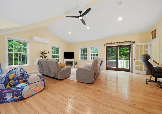 4th image of 116 N Mason Rd, Brookline, NH 03033 | MLS# 5096522