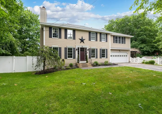 1st image of 4 Faith Dr, Derry, NH 03038 | MLS# 5096527