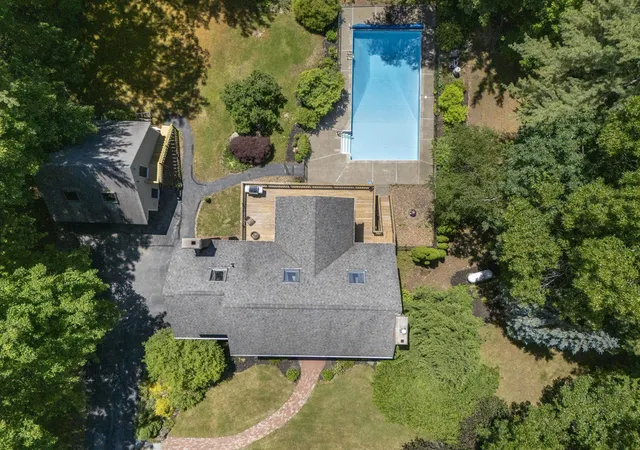 4th image of 11 Wood Hill Dr, Auburn, NH 03032 | MLS# 5096529