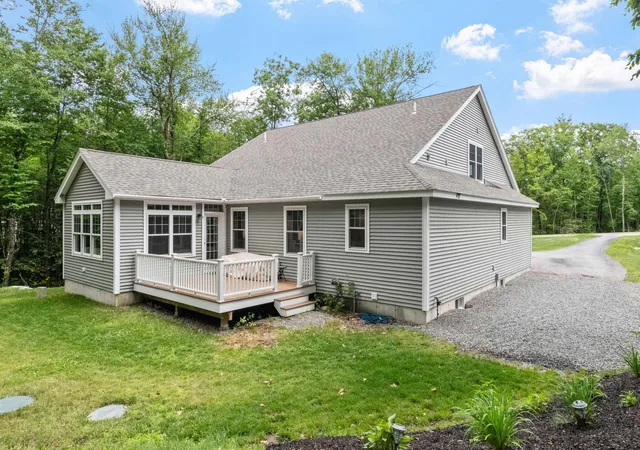 4th image of 5 Hamilton Ct, Bow, NH 03304 | MLS# 5096552