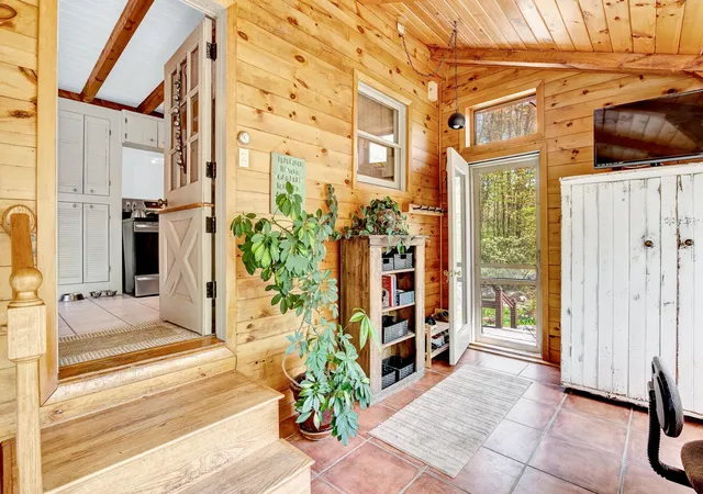 Photo 4 of Single family home for sale at 759 1St Crown Point Rd, Strafford, NH 03884 | MLS# 5096556 | Listing updated on 2026-07-01