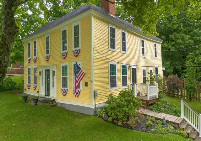 Photo 2 of Single family home for sale at 32 N Main St, Washington, NH 03280 | MLS# 5096569 | Listing updated on 2026-07-02