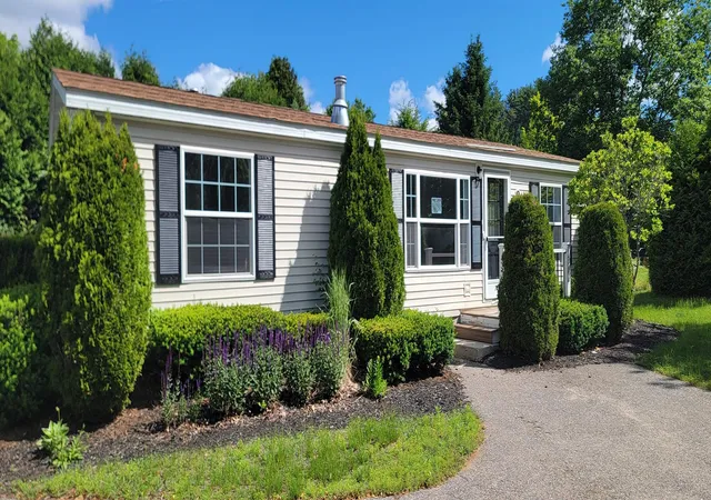 Homes for sale in Belmont, NH | 16 Magnolia Ln, Belmont, NH 03220 | MLS# 5096574