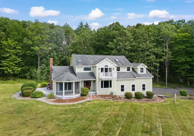 1st image of 101 Mansion Rd, Dunbarton, NH 03046 | MLS# 5096576