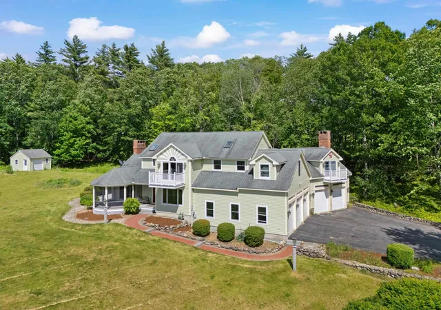 Homes for sale in Dunbarton, NH | 101 Mansion Rd, Dunbarton, NH 03046 | MLS# 5096576