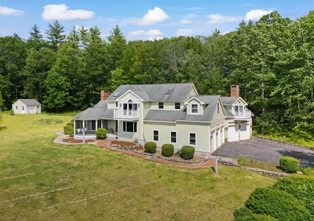 Homes for sale in Dunbarton, NH | 101 Mansion Rd, Dunbarton, NH 03046 | MLS# 5096576