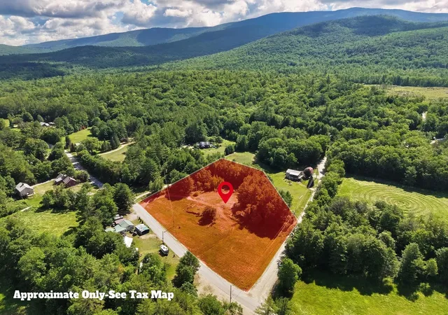 Homes for sale in Wentworth, NH | 286 E Side Rd, Wentworth, NH 03282 | MLS# 5096601