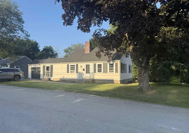 18th image of 15 Hull Ave, Dover, NH 03820 | MLS# 5096604