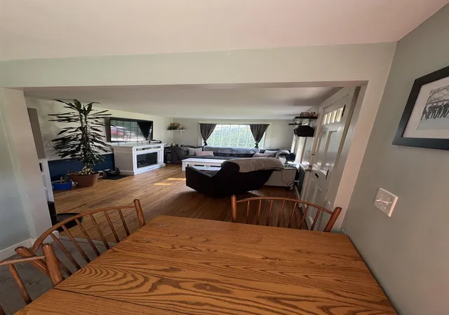 2nd image of 15 Hull Ave, Dover, NH 03820 | MLS# 5096604