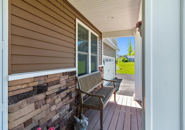 Photo 3 of Single family home for sale at 55 Over Lake Ct, Saint Albans, VT 05478 | MLS# 5096609 | Listing updated on 2026-08-31