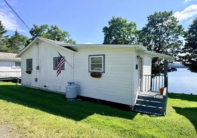 3rd image of 32 Mack'S Dr #2, Derby, VT 05829 | MLS# 5096610