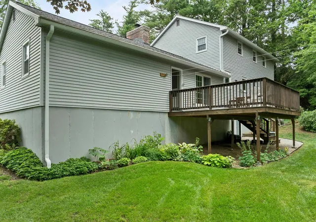 5th image of 15 Spencer Dr, Nashua, NH 03062 | MLS# 5096622