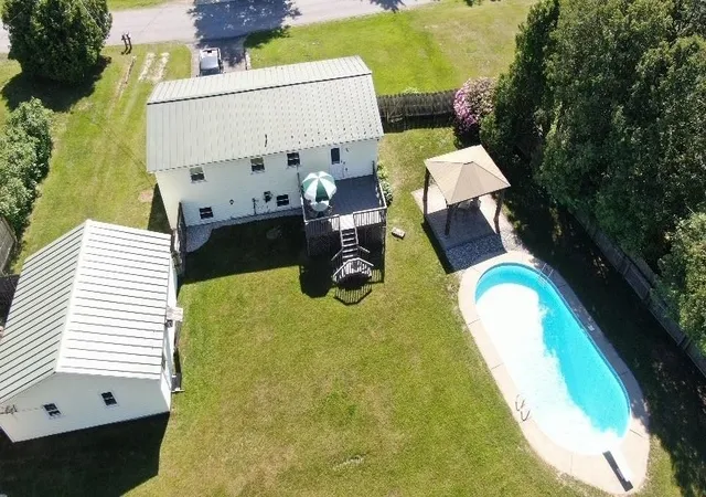 3rd image of 336 Birchwood Dr, Colchester, VT 05446 | MLS# 5096624