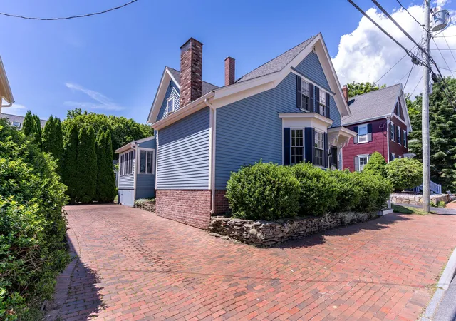 Homes for sale in Portsmouth, NH | 112 New Castle Ave, Portsmouth, NH 03801 | MLS# 5096632