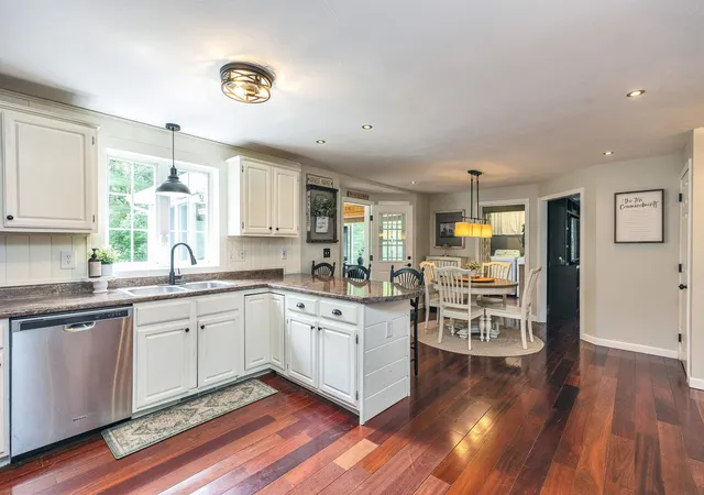 4th image of 22 Sarah Dr, Merrimack, NH 03054 | MLS# 5096636