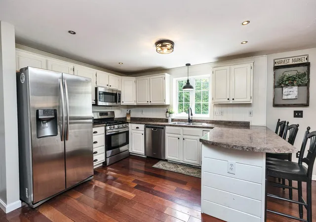 5th image of 22 Sarah Dr, Merrimack, NH 03054 | MLS# 5096636