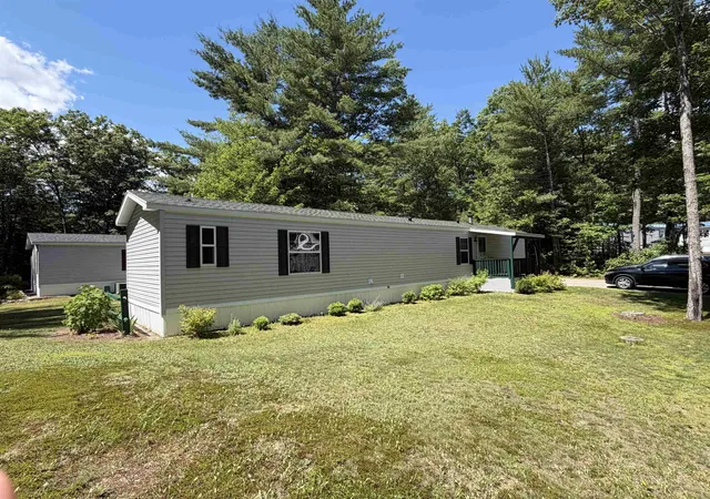 1st image of 124 Goldfinch Ln, Conway, NH 03813 | MLS# 5096661
