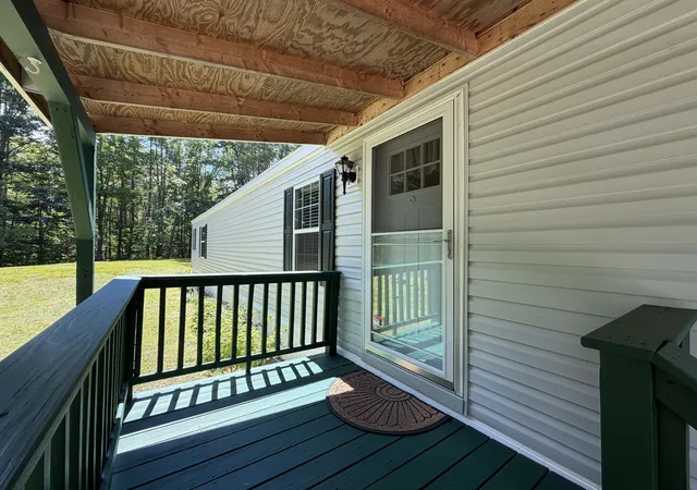 3rd image of 124 Goldfinch Ln, Conway, NH 03813 | MLS# 5096661