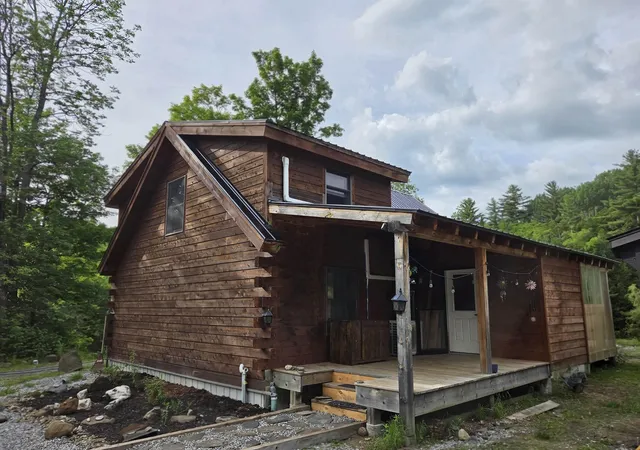 1st image of 2399 Main St, Cabot, VT 05647 | MLS# 5096667