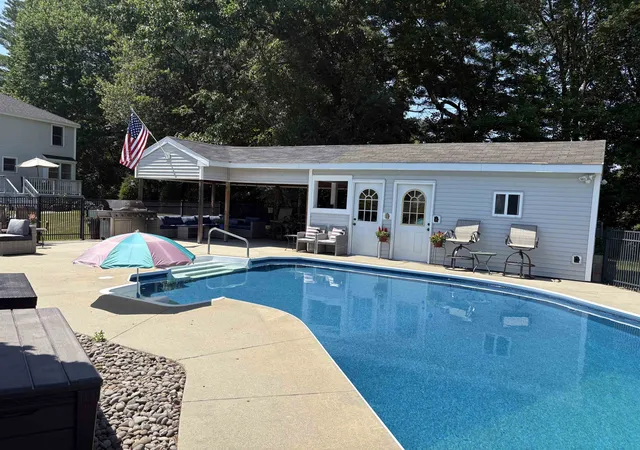 Homes for sale in Londonderry, NH | 144 Old Derry Rd, Londonderry, NH 03053 | MLS# 5096676