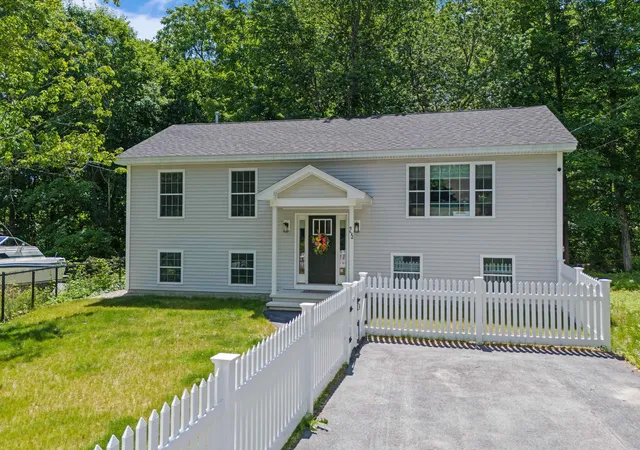 2nd image of 25 Gay Ave, Hillsborough, NH 03244 | MLS# 5096691