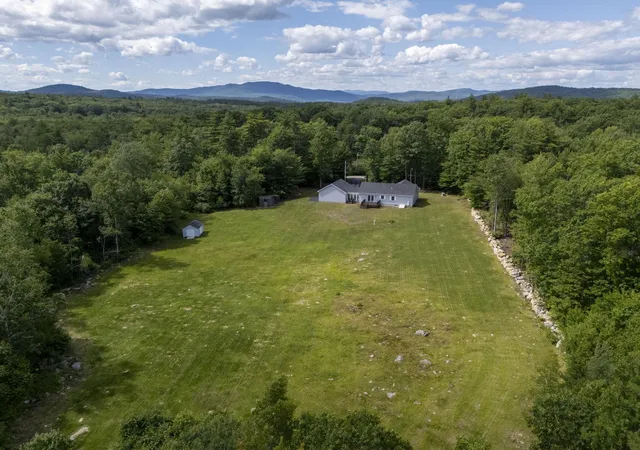 Homes for sale in Salisbury, NH | 85 Loverin Hill Rd, Salisbury, NH 03268 | MLS# 5096716
