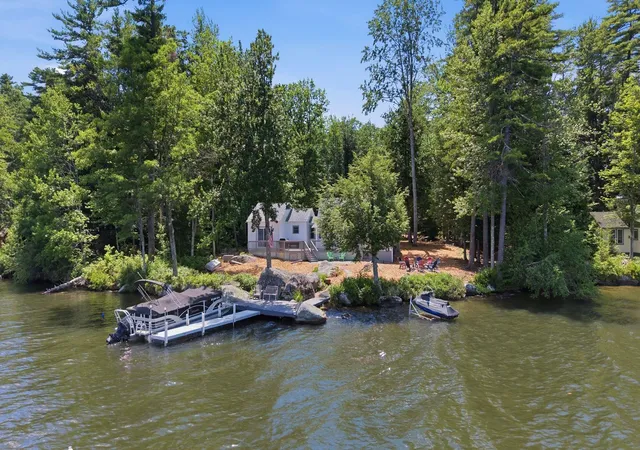 3rd image of 180 Point Rd, Wakefield, NH 03872 | MLS# 5096717