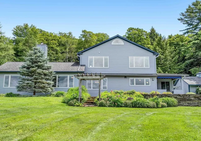 Homes for sale in East Montpelier, VT | 1910 North St, East Montpelier, VT 05602 | MLS# 5096718