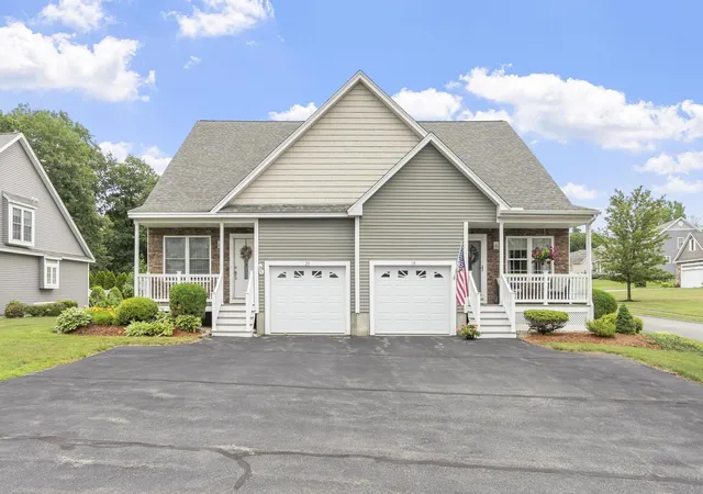 Homes for sale in Windham, NH | 18 Harvest Rd, Windham, NH 03087 | MLS# 5096721