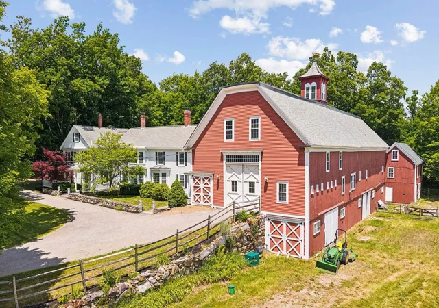 Photo 2 of Single family home for sale at 83 Worcester Rd, Hollis, NH 03049 | MLS# 5096722 | Listing updated on 2026-09-02