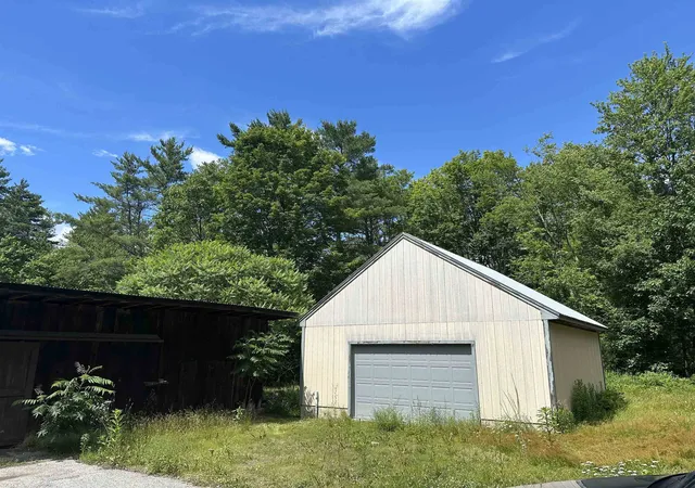 Homes for sale in Winchester, NH | 369 Manning Hill Rd, Winchester, NH 03470 | MLS# 5096726