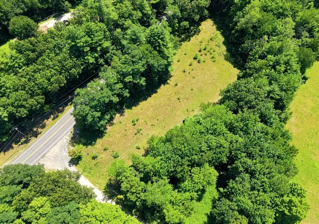 Photo 3 of Land for sale at 1a Smith Ln, Amherst, NH 03031 | MLS# 5096727 | Listing updated on 2026-08-27