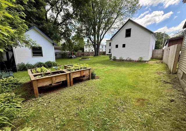 59th image of 305 Union St, Newport, VT 05855 | MLS# 5096731