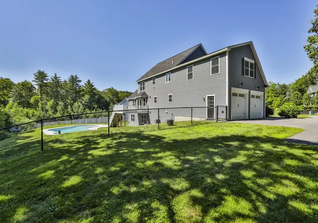 Photo 3 of Single family home for sale at 18 John King Dr, Goffstown, NH 03045 | MLS# 5096747 | Listing updated on 2026-07-09