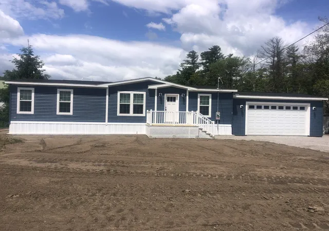 2nd image of 3 Edmund Meadow Ln, Hampstead, NH 03841 | MLS# 5096749