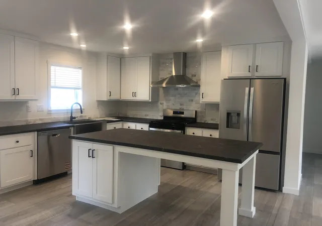 4th image of 3 Edmund Meadow Ln, Hampstead, NH 03841 | MLS# 5096749